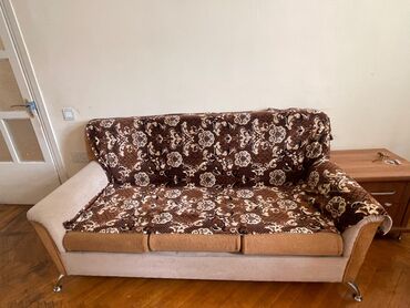 Divanlar: Di̇van-kravat, İşlənmiş, Açılan, Bazalı, Parça, Çatdırılma yoxdur