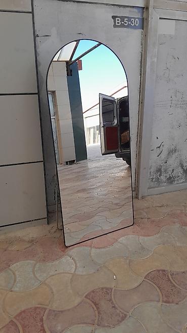 ev guzgu: Güzgü Döşəmə üstü, Çərçivə ilə — 9