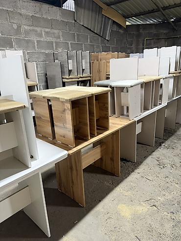 study table: Кухонные обеденные группы «стол + табуреты» Комплект состоит из — 6