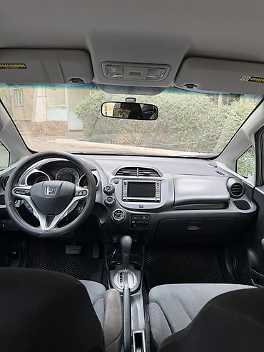 цены на машины в кыргызстане: Honda Fit: 2008 г., 1.5 л, Автомат, Бензин, Хэтчбэк — 9