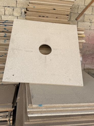 купить пластиковый бак для воды: MDF/DSK kvadrat panellər – mərkəzdə dairəvi deşikli Məhsul təsviri: -