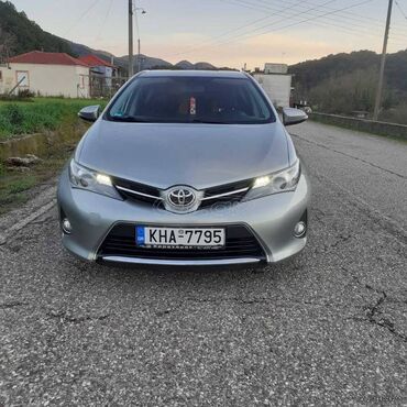 Toyota: Toyota Auris: 1.4 l. | 2013 έ. Λιμουζίνα — 19