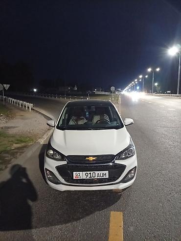 Chevrolet Spark: 2019 г., 1 л, Автомат, Бензин, Хэтчбэк