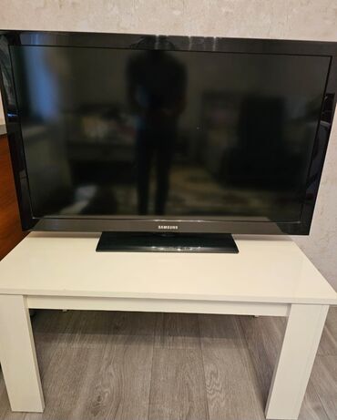 samsung tv ekran təmiri: Б/у Телевизор Samsung 98" HD (1366x768), Самовывоз