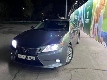 Lexus: Lexus ES: 2015 г., 2.5 л, Вариатор, Гибрид, Седан