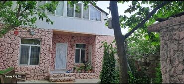 mansard ev satilir: Mərdəkan 4 otaqlı, 100 kv. m, Orta təmir