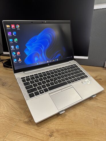 Çəngəllər: HP EliteBook, 14 ", Intel Core i7, 512 GB
