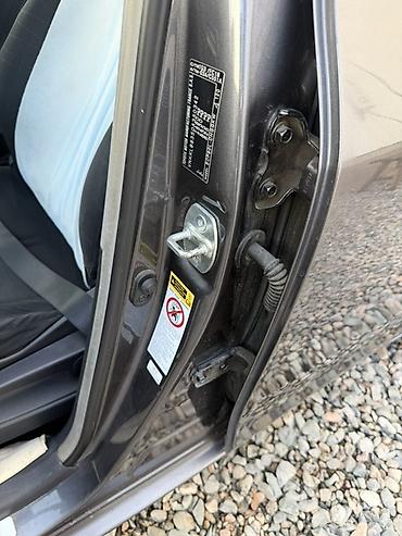 тойота ярист: Toyota Yaris: 2008 г., 1.3 л, Робот, Бензин, Хэтчбэк — 4