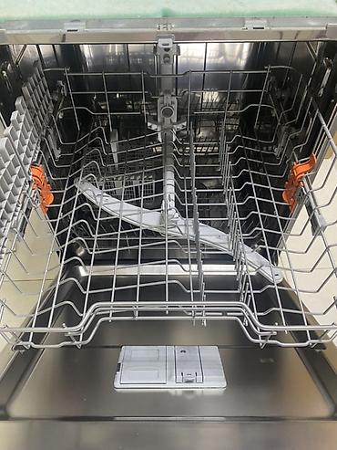 note 60: Hotpoint Ariston qabyuyan maşın - Tam ölçülü, quraşdırılan model - — 4