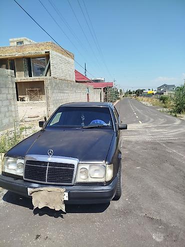 Mercedes-Benz W124: 1992 г., 2.3 л, Механика, Бензин, Седан