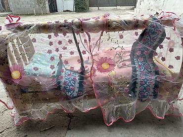 манеж колыбель: Детская деревянная колыбель (бешик) с полным комплектом текстиля — 1
