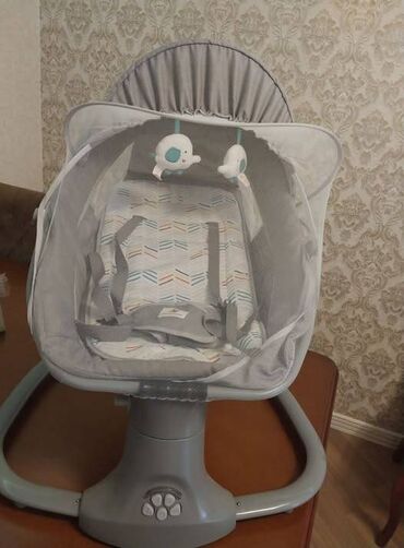 Uşaqlar üçün digər mallar: Пеленальный столик с ванночкой Сhicco(покупали за 400 ман,продаю за 80 — 10