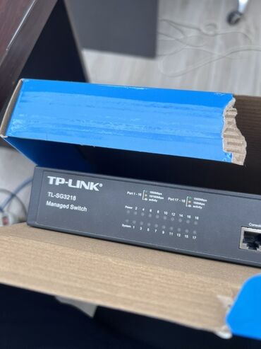 Модемы и сетевое оборудование: Управляемый коммутатор TP-LINK TL-SG3218 - Серия: TL-SG3218 (на