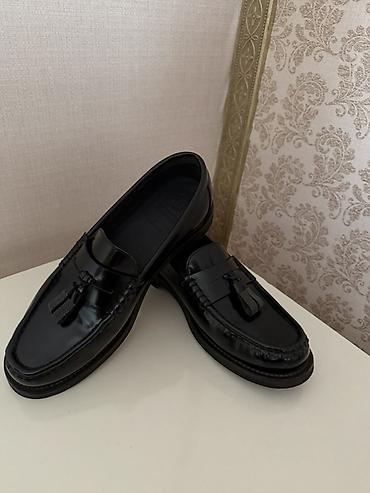 Qara rəngli kişi loaferləri – kələfli tassel (saçaq) detallı klassik