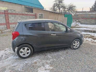 Chevrolet: Chevrolet Spark: 2018 г., 1 л, Автомат, Бензин, Crossover