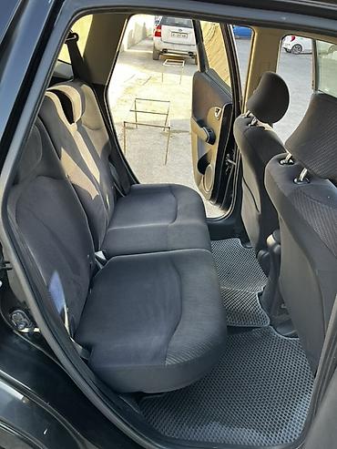 авто кытай: Honda Fit: 2013 г., Гибрид, Хэтчбэк — 9