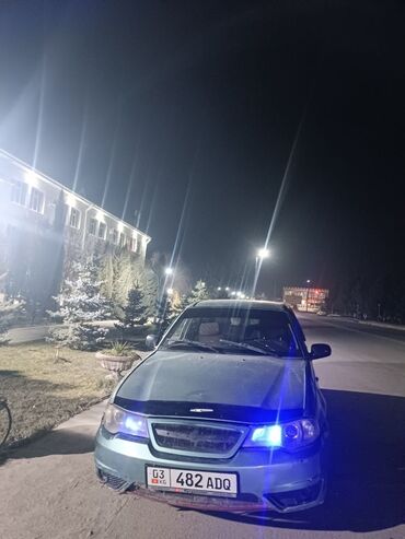 декоративный газон: Daewoo Nexia: 2008 г., 1.6 л, Механика, Бензин, Седан