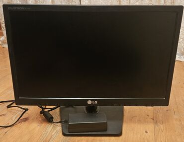 lcd monitor: LG Flatron E1942C 60 hz monitor, 18.5" 1366x768. Şəkildəki kabel