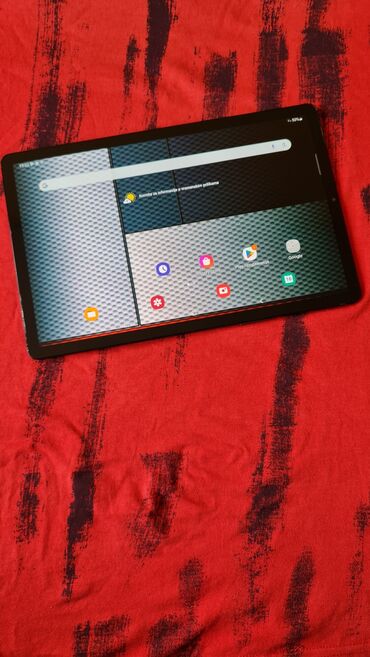 Tableti: Tablet veliki 10.5 inca,kao nov sve radi ima za sim karticu,vrhunska — 10