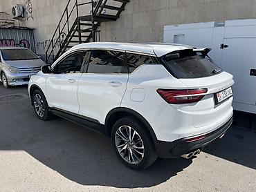 geely coolray 2025: Geely Coolray: 2024 г., 1.5 л, Автомат, Бензин, Кроссовер — 4