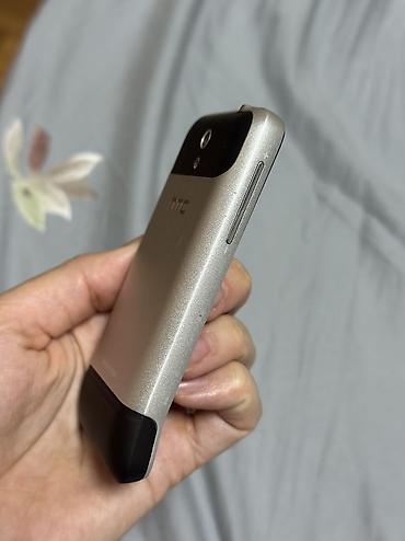 nokia e52: HTC Legend, Б/у, цвет - Серебристый — 4