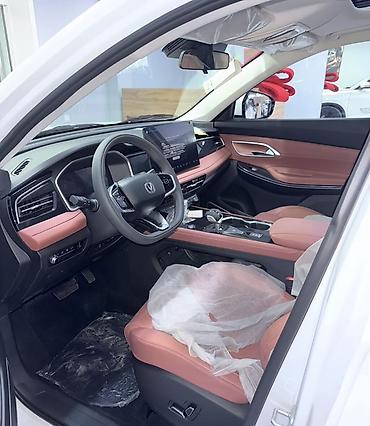 Транспорт: Changan CS75 Plus: 2026 г., 1.5 л, Робот, Бензин, Хэтчбэк — 1