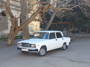 VAZ (LADA): VAZ (LADA) 2107: 1.6 l | 2004 il 140000 km Sedan