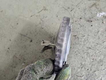 Лючки бензобака: Лючок бензобака Mercedes-Benz Новый, Аналог — 8