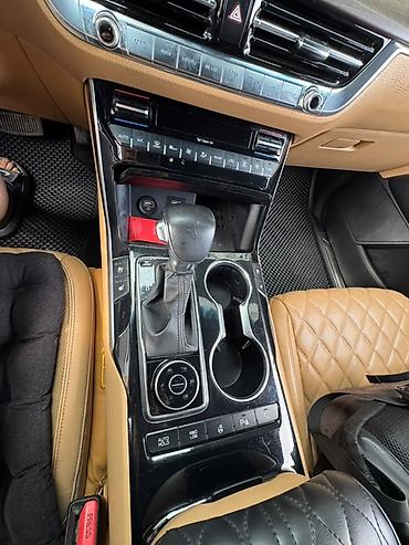 box: Kia Mohave: 2020 г., 3 л, Автомат, Дизель, Внедорожник — 6