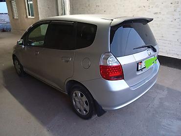 mini cuper: Honda Fit: 2002 г., 1.3 л, Автомат, Бензин, Хэтчбэк — 2