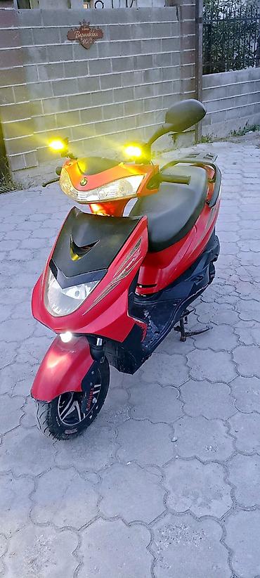 roewe e5: 🛵 Продаю скутер 150 кубов Красный, в рабочем состоянии, ездит отлично — 2