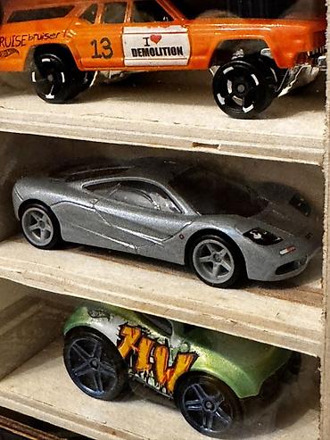 Premium mcLaren modeli satilir.orginal hot wheelsdi.10 azn.unvan