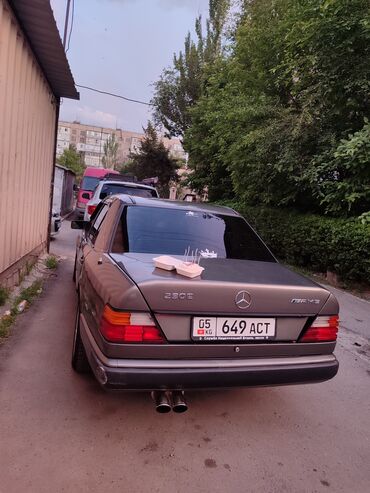 мерседес 210 амг: Mercedes-Benz W124: 1988 г., 2.3 л, Механика, Бензин, Седан