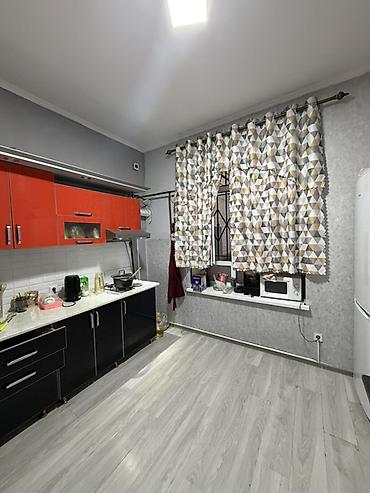 продю: 2 комнаты, 78 м², 1 этаж — 3