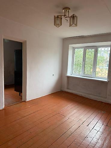 Продажа квартир: 3 комнаты, 50 м², 1 этаж, Старый ремонт — 12