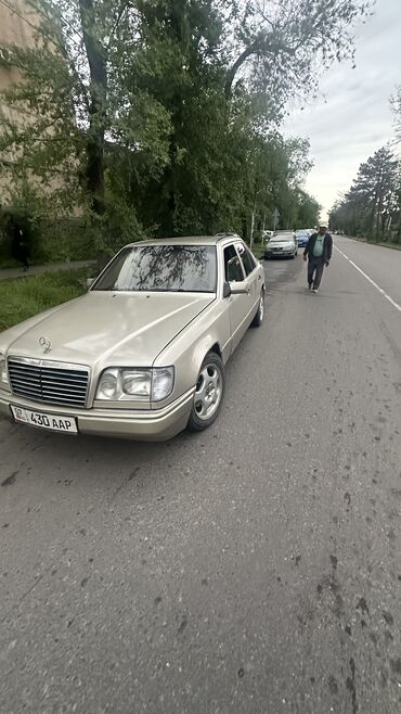 мерседес гелендваген: Mercedes-Benz W124: 1994 г., 2.2 л, Механика, Бензин, Седан