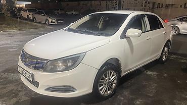 буд е5: BYD E5: 2019 г., Автомат, Электромобиль, Седан — 1