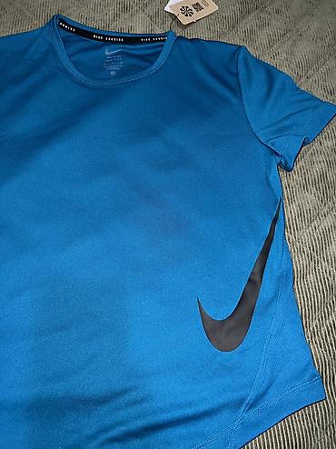 ja sam jugoslovenka: NIKE Tempo Swoosh Run Women's Dri-FIT Short-Sleeve Running Top vel.S — 4
