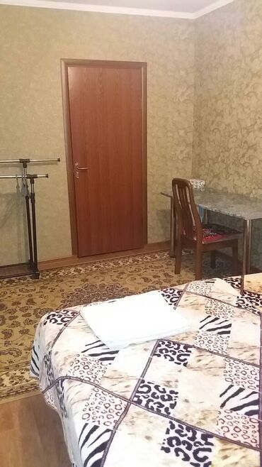 Посуточная аренда комнат: 100 м², С мебелью — 3