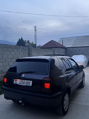 автоломбард продажа авто бишкек: Volkswagen Golf: 1992 г., 1.8 л, Кол менен иштөөчү, Бензин, Хетчбек — 4