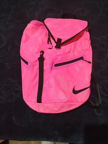 Çantalar: “Nike çəhrayı bel çantası. İplə büzülən modeldir, əlavə zamoklu cibi — 1
