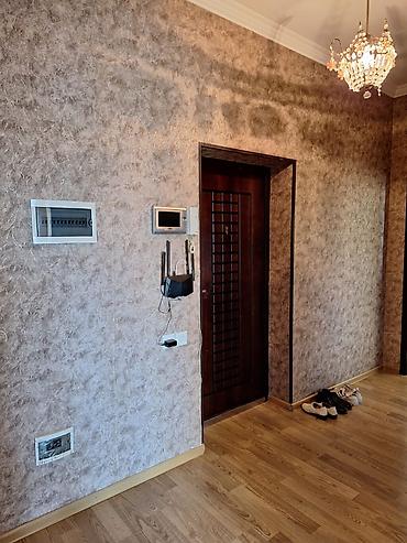 neftcilər: Nizami rayonu, Neftçilər metrosunun yaxını, Məlhəm Hospitalın yanında — 8