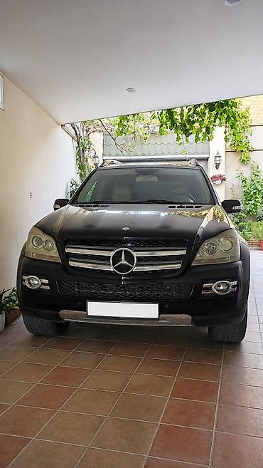 a class mercedes: Mercedes-Benz GL-Class SUV - Geniş 7 yerlik salon: 2+3+2 oturacaq — 5