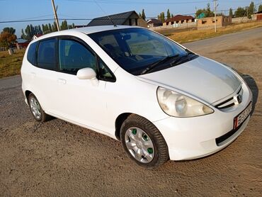 Honda: Honda Fit: 2001 г., 1.3 л, Автомат, Бензин, Седан