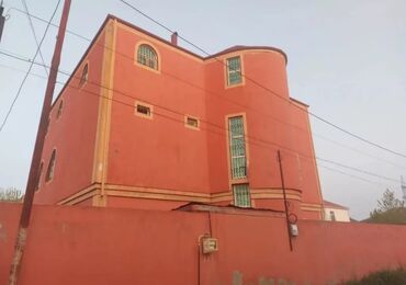 Kommersiya daşınmaz əmlakının satışı: Mehdiabad magistral yol 100 metr məsafə 3 mərtəbəli, 600 kv Uzun