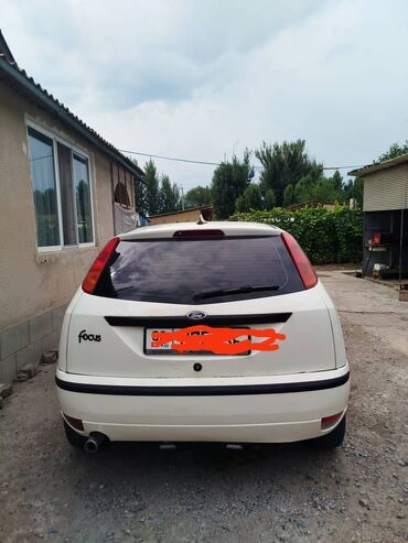 автомобили в рассрочку без первоначального взноса: Ford Focus: 2003 г., 1.6 л, Механика, Бензин, Хетчбек