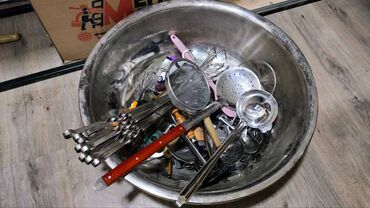 Другие товары для дома и сада: Продаётся домашняя утварь для дома, дачи, походов. Местоположение: мкр — 19