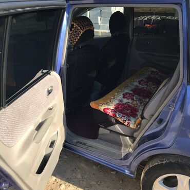 Mazda: Mazda PREMACY: 2001 г., 1.8 л, Механика, Бензин, Универсал — 7