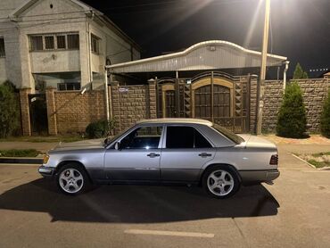 Mercedes-Benz: Mercedes-Benz W124: 1992 г., 2.3 л, Механика, Бензин, Седан