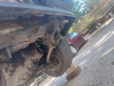 VAZ (LADA): VAZ 2199 (Samara) hatchbek - Kuzov: 4 qapılı hatchbek, gümüşü rəng - — 9